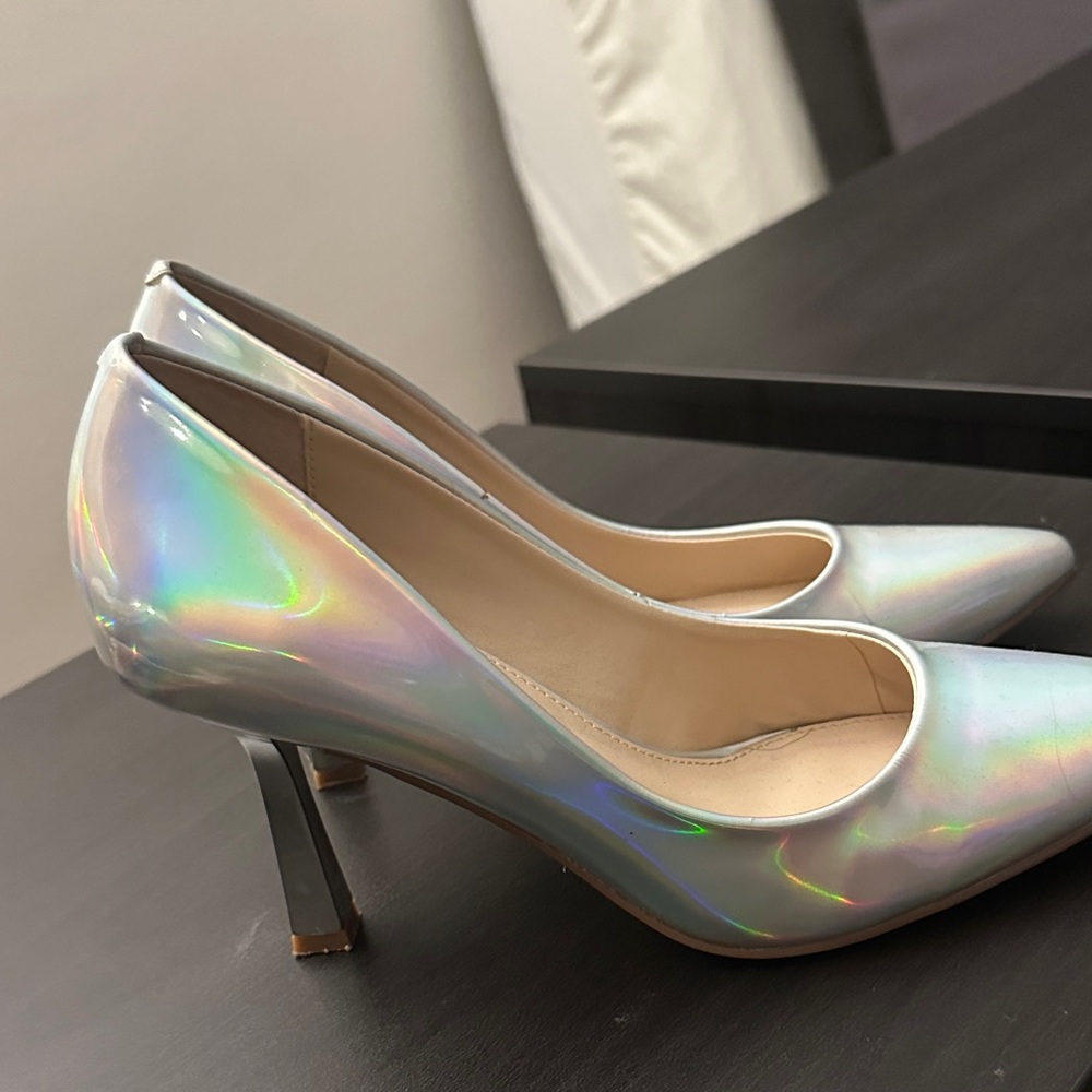 New Steve Madden Iridescent Silver Heels
